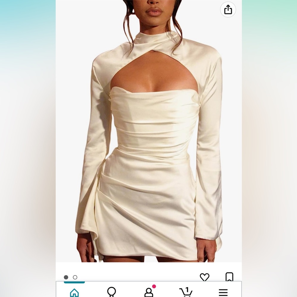 Women Hollow Out Dress, Long Flared Sleeve Short Dress